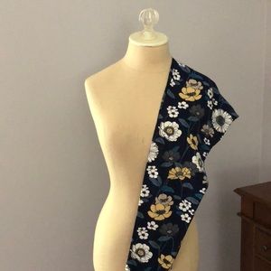Agnes & Dora Navy Floral leggings XL